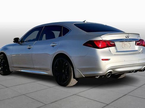 Used 2019 INFINITI Q70 L 3.7 w/ Sensory Package image 10