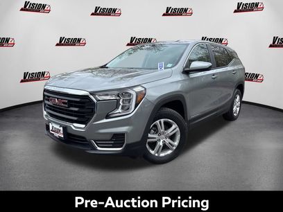 Used 2024 GMC Terrain SLE