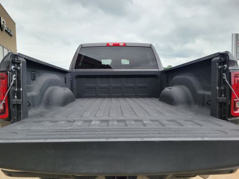 Used 2025 RAM 2500 Big Horn AWD/4WD image 24