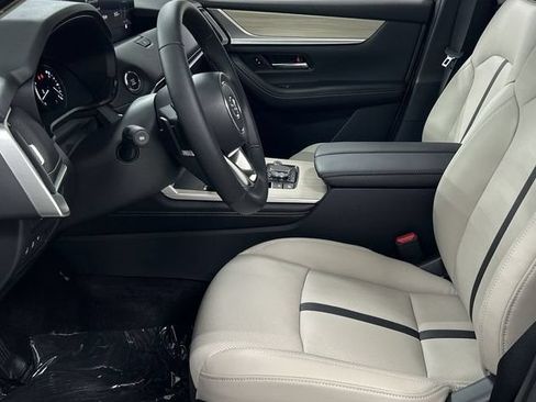 New 2026 MAZDA CX-90 3.3 Turbo w/ Preferred Package AWD/4WD image 12