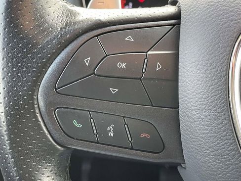 Used 2023 Dodge Durango GT image 9