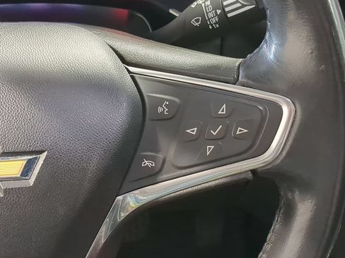 Used 2020 Chevrolet Equinox LT w/ Driver Convenience Package FWD image 30