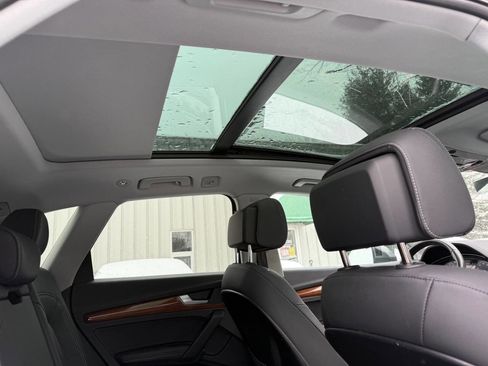 Used 2023 Audi Q5 2.0T Premium Plus w/ Premium Plus Package image 14