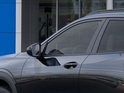 New 2026 Chevrolet Trax LT FWD image 12