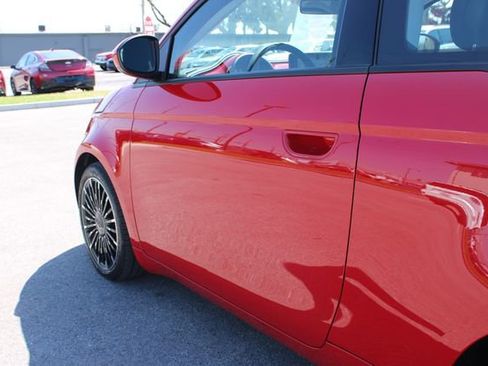 Used 2024 FIAT 500 e (RED) image 42