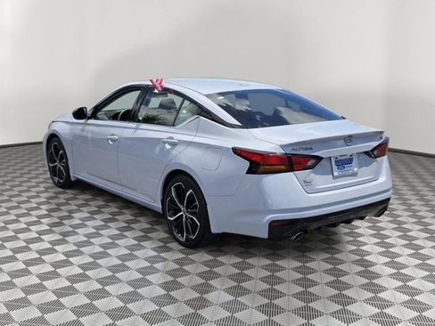 Used 2024 Nissan Altima 2.5 SR w/ SR Premium Package image 4