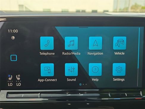 Used 2026 Volkswagen Atlas SE FWD image 21