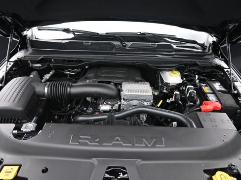 New 2026 RAM 1500 Laramie w/ Night Edition AWD/4WD image 22