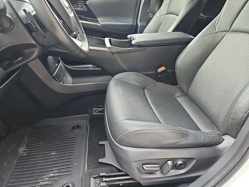 Certified 2023 Subaru Solterra AWD image 19