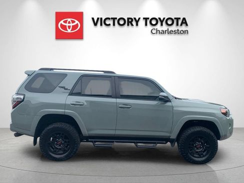 Used 2023 Toyota 4Runner TRD Off-Road Premium w/ Moonroof Package AWD/4WD image 6