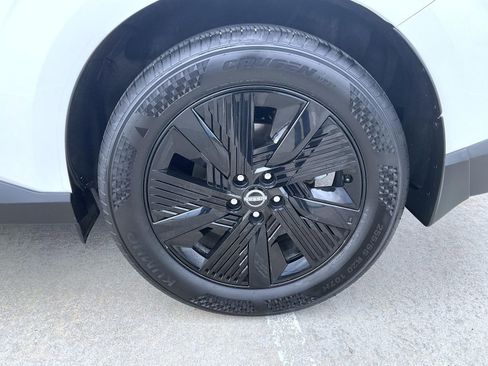Certified 2025 Nissan Murano SV AWD/4WD image 22