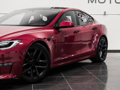 Used 2021 Tesla Model S Plaid image 10