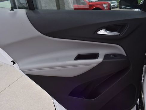 Used 2019 Chevrolet Equinox Premier FWD image 37