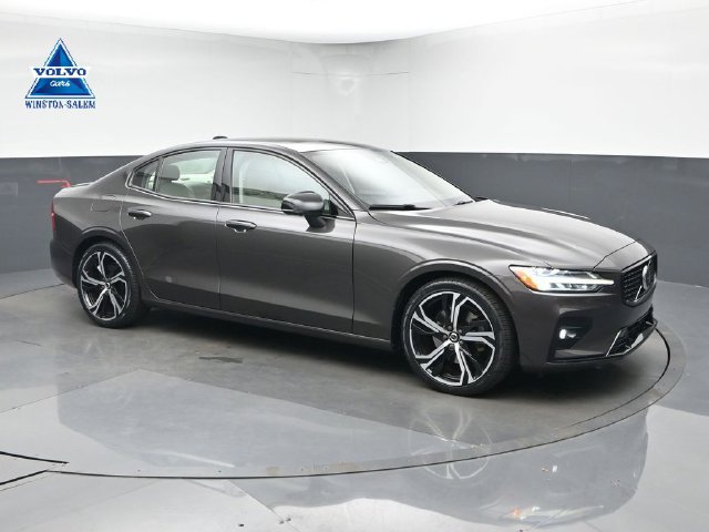 Used 2024 Volvo S60 B5 Plus w/ Climate Package AWD/4WD image 1