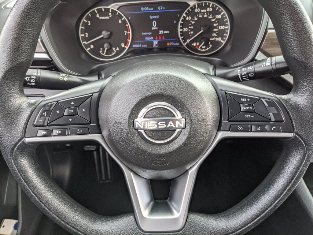 Used 2024 Nissan Altima 2.5 SV FWD image 11