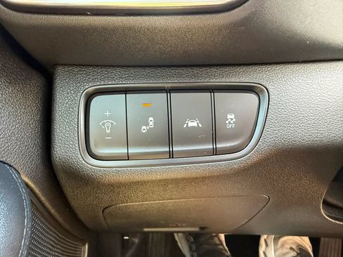 Used 2020 Hyundai Santa Fe SEL FWD image 23