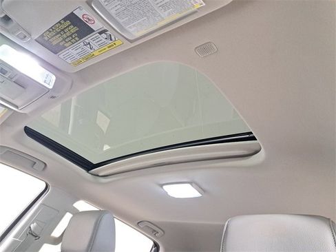 Used 2021 Toyota Tundra Limited w/ Limited Premium Package image 21