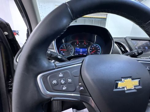 Used 2023 Chevrolet Equinox LT image 20