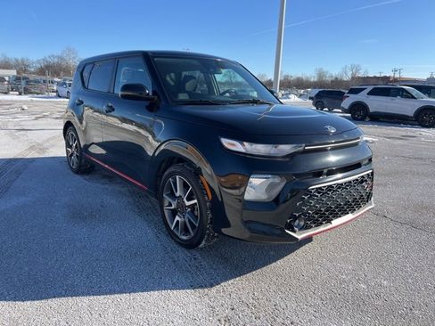 Used 2021 Kia Soul GT-Line image 3