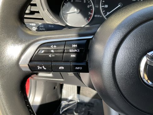 Used 2024 MAZDA MAZDA3 s FWD image 30