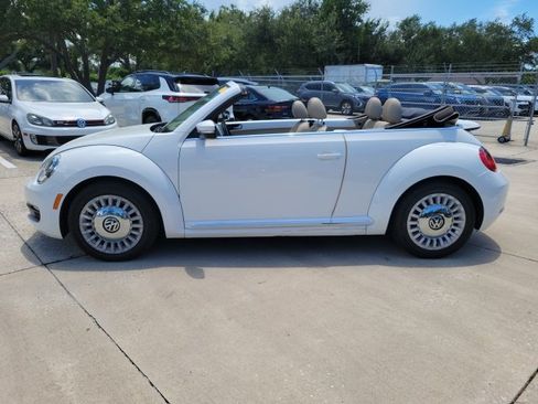 Used 2013 Volkswagen Beetle 2.5 FWD image 3