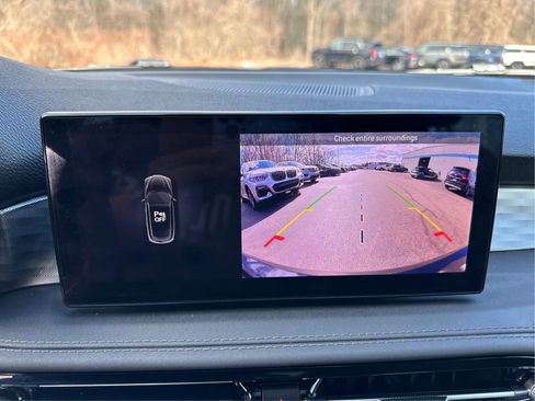 Used 2024 Alfa Romeo Tonale Ti w/ Premium Interior Package image 16