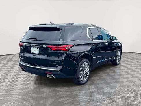 Used 2023 Chevrolet Traverse Premier AWD/4WD image 5
