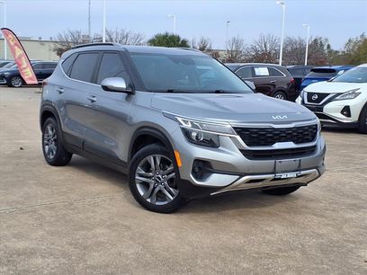 Used 2023 Kia Seltos S w/ Navigation Package
