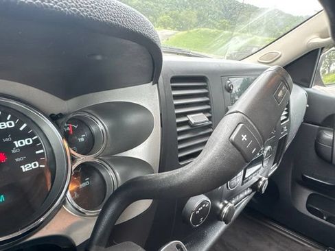 Used 2013 Chevrolet Silverado 1500 LT AWD/4WD image 18