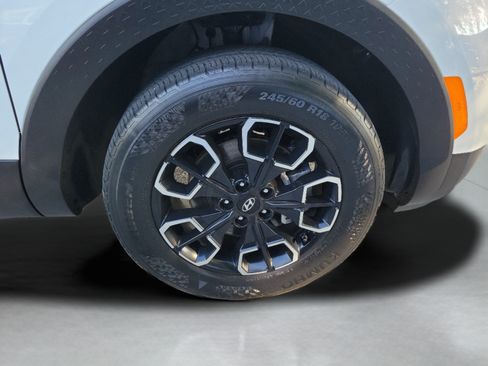 Used 2023 Hyundai Santa Cruz SE FWD image 29