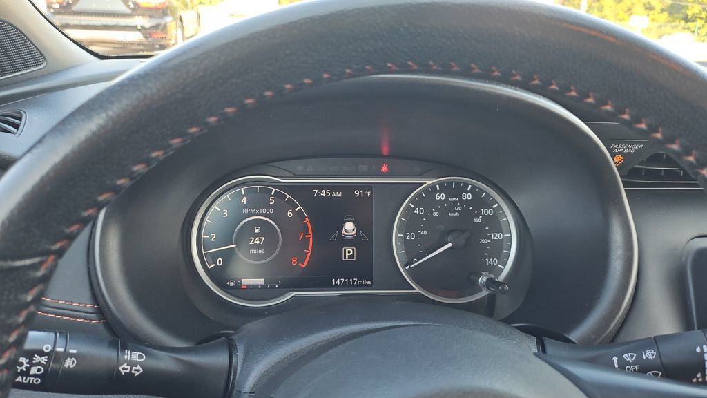 Used 2018 Nissan Kicks SR FWD image 7