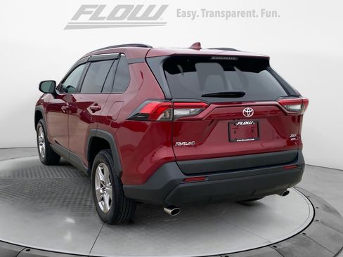 Used 2022 Toyota RAV4 XLE image 6