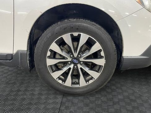 Used 2016 Subaru Outback 2.5i Limited AWD/4WD image 14