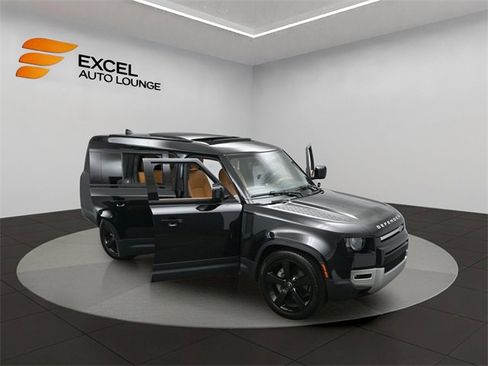 Used 2024 Land Rover Defender 130 S image 68