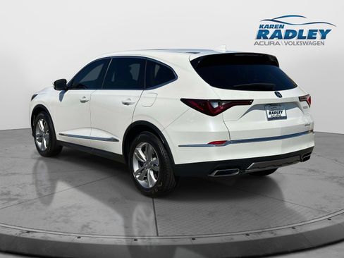 Used 2025 Acura MDX SH-AWD image 4
