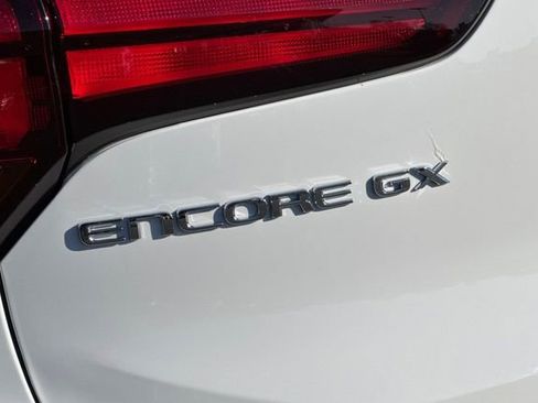 Used 2025 Buick Encore GX Preferred image 49