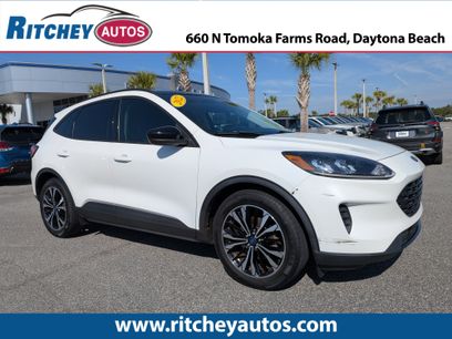 Used 2022 Ford Escape SE w/ SE Sport Appearance Package