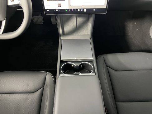 Used 2025 Tesla Model 3 Long Range image 16
