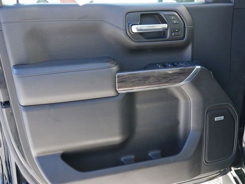 Used 2020 Chevrolet Silverado 1500 LTZ w/ LTZ Premium Package image 16