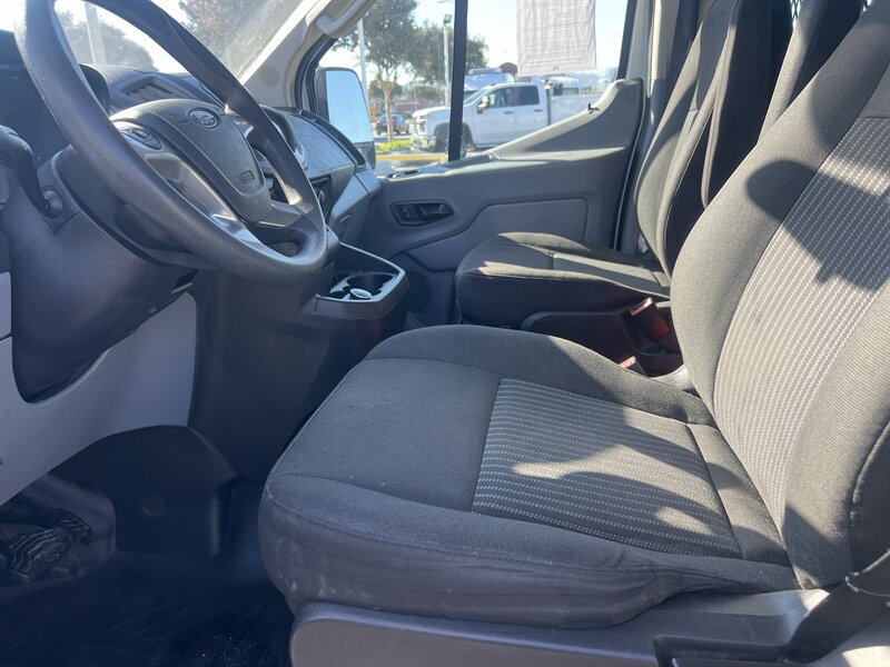 Used 2018 Ford Transit 250 130 Low Roof w/ Exterior Upgrade Package RWD image 8