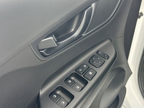 Used 2022 Hyundai Kona N Line image 17