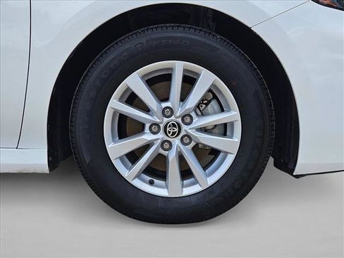 Used 2026 Toyota Camry LE w/ Convenience Package FWD image 21