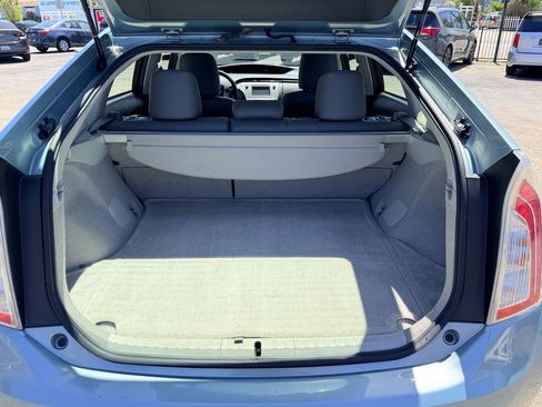 Used 2015 Toyota Prius Two FWD image 15