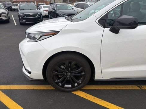 Certified 2023 Toyota Sienna XSE w/ XSE Plus Package image 10