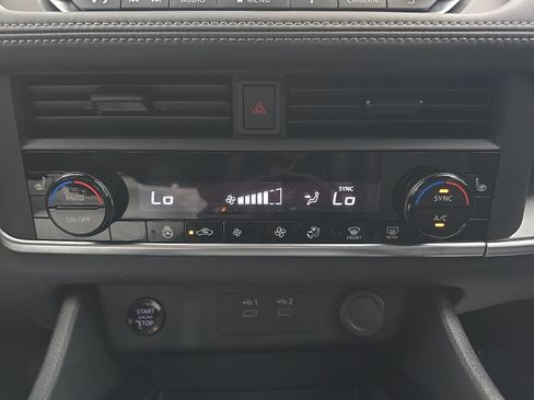 Used 2026 Nissan Rogue Dark Armor AWD/4WD image 21