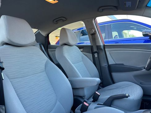 Used 2016 Hyundai Accent SE image 28