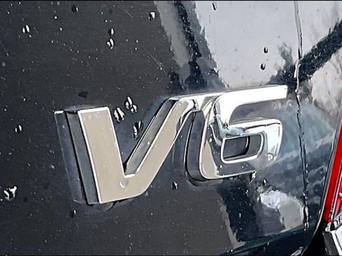 Used 2017 Honda Accord EX-L image 9