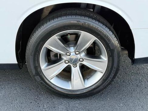 Used 2019 Dodge Challenger SXT image 20