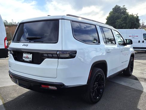 New 2026 Jeep Grand Wagoneer Limited AWD/4WD image 5