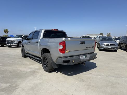 Used 2018 Toyota Tundra SR5 w/ SR5 Upgrade Package RWD image 2